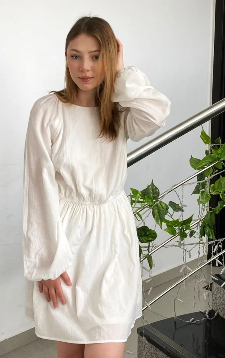 Luna escort in London